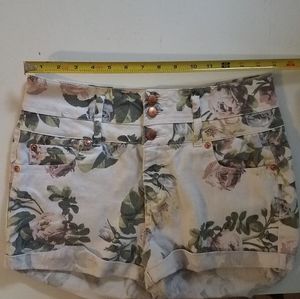Tinseltown denim couture floral shorts
